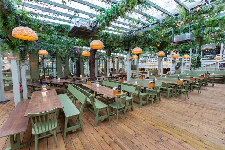 Food Court